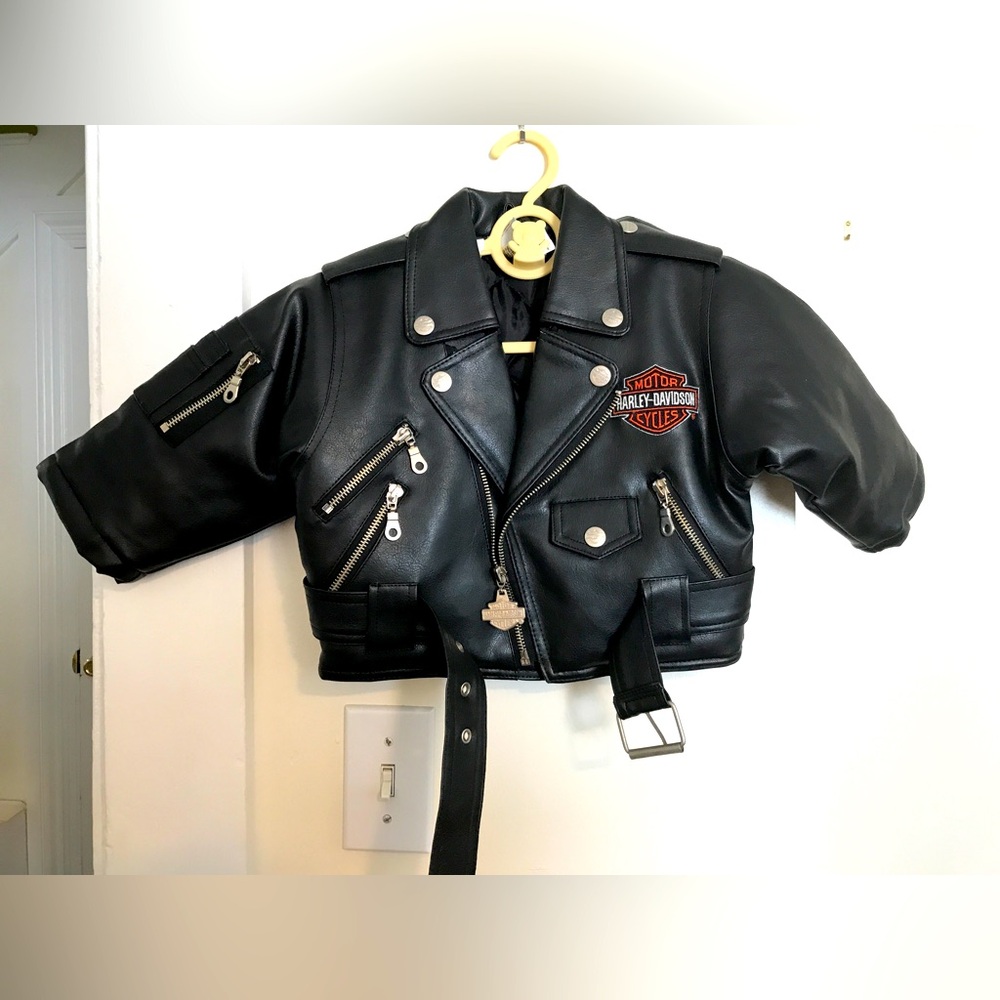 Harley Davidson Motorcycle Jacket 18M MAKE OFFERS!
